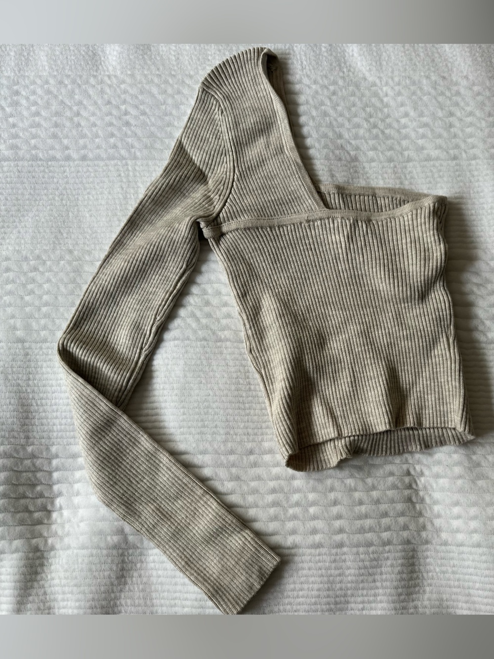 Abercrombie & Fitch One-Shoulder Ribbed Knit Top - Picture 2 of 3